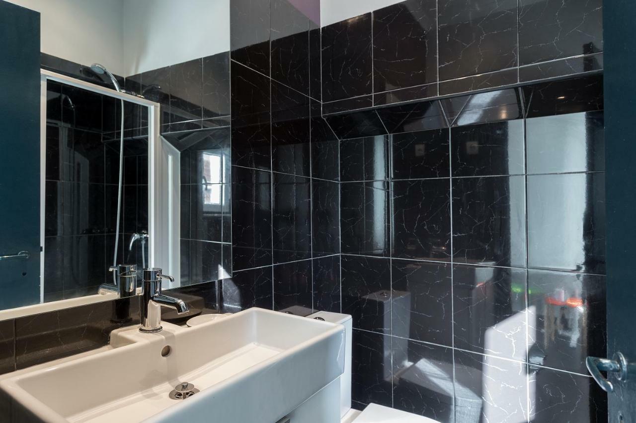 Chiado Bairro Alto, Bright And Newly Renovated 3 Bedroom Apartment, Lisbon Historical Center 外观 照片
