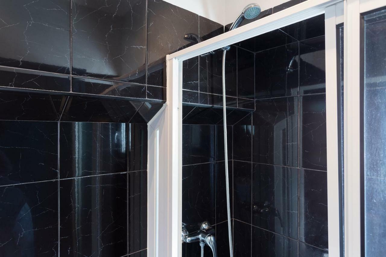 Chiado Bairro Alto, Bright And Newly Renovated 3 Bedroom Apartment, Lisbon Historical Center 外观 照片