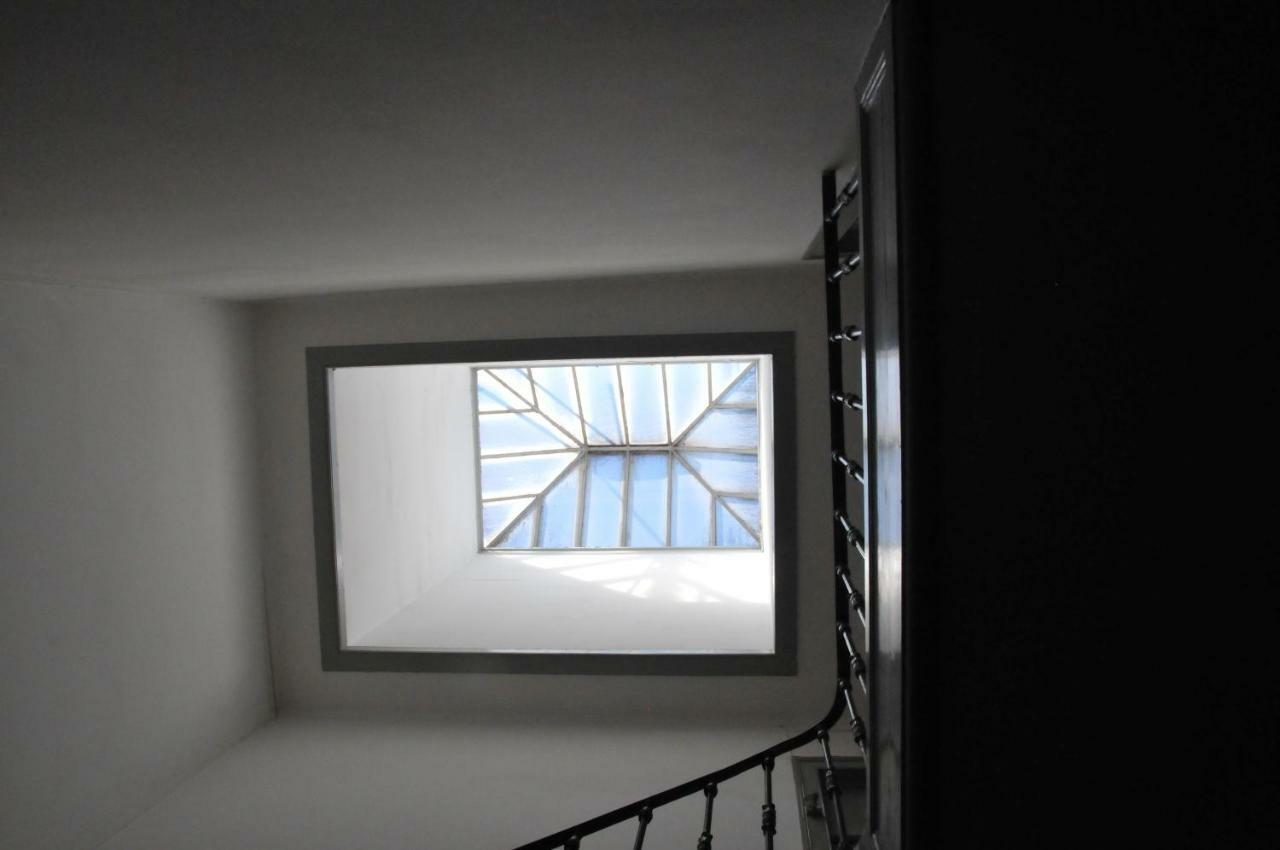 Chiado Bairro Alto, Bright And Newly Renovated 3 Bedroom Apartment, Lisbon Historical Center 外观 照片